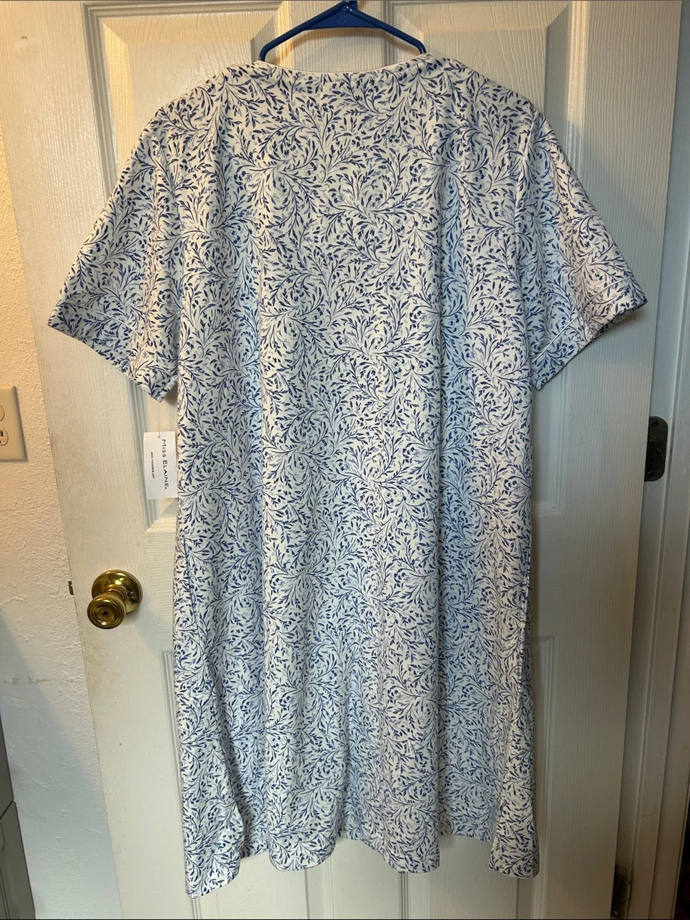 Miss Elaine robe blue stems Blue White Floral snap-Front housecoat NEW RV $71